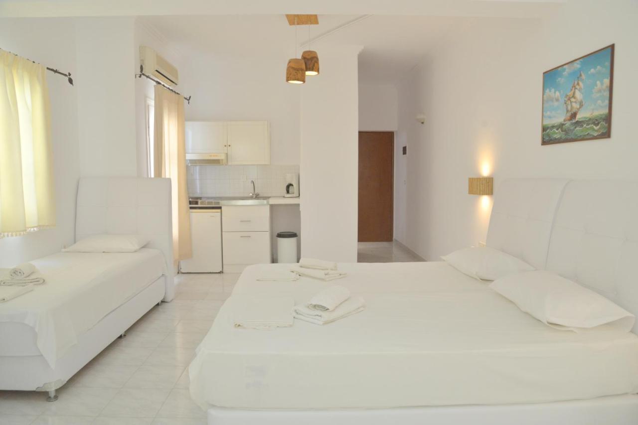 Hotel Apartments Giannis Adámasz Kültér fotó